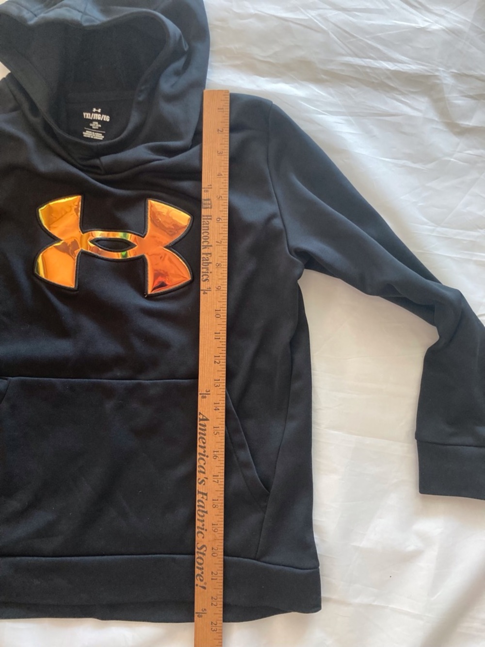 Under Armour Girls Armour Fleece Iridescent Big Logo Hoodie-Black/Gold Youth XL - Picture 6 of 10
